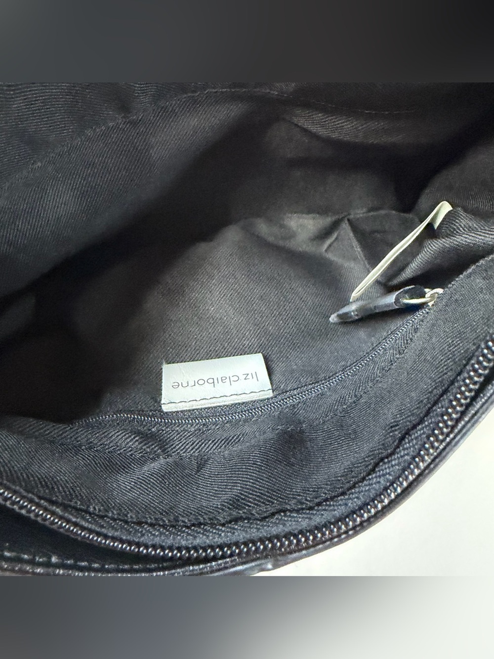 Vintage Y2K Liz Claiborne Shoulder Bag Solid Black Faux Leather Classic #4311 - Picture 13 of 13